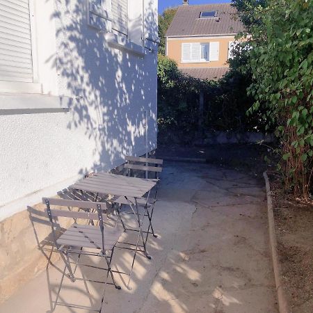 Petite Maison Avec Jardin Dans Banlieue De Paris Cormeilles-en-Parisis Exteriér fotografie