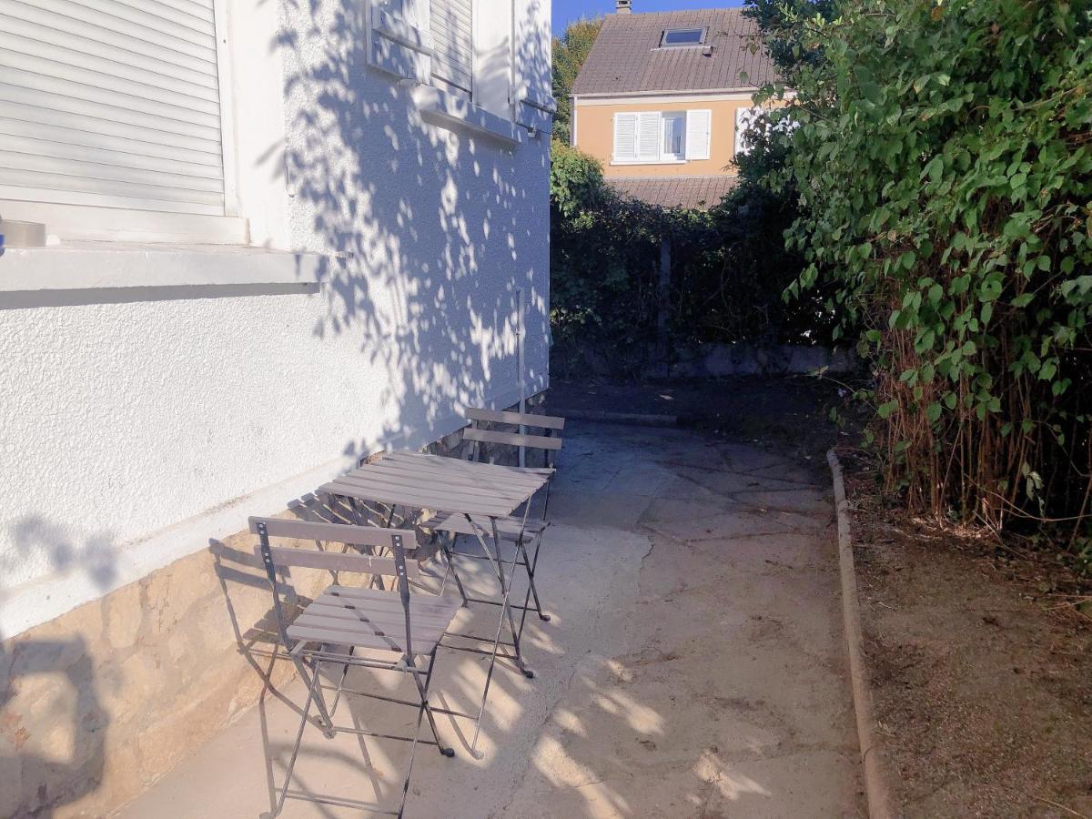 Petite Maison Avec Jardin Dans Banlieue De Paris Cormeilles-en-Parisis Exteriér fotografie
